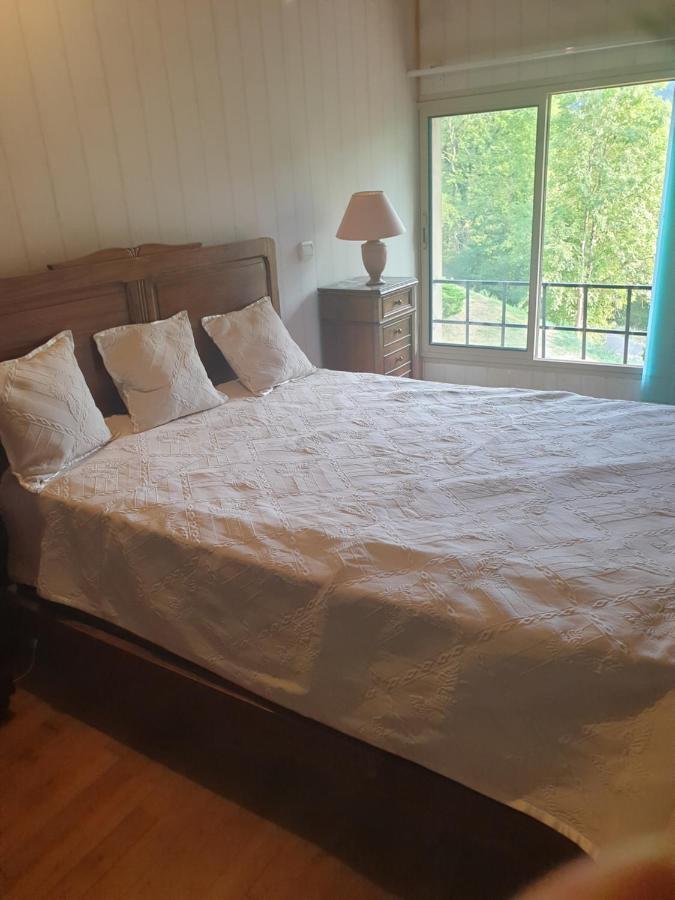 Location De Vacances A Neylis Avec Vue Sur Les Forets Et Les Champs Carla-de-Roquefort 외부 사진