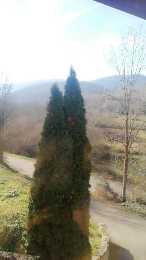 Location De Vacances A Neylis Avec Vue Sur Les Forets Et Les Champs Carla-de-Roquefort 외부 사진