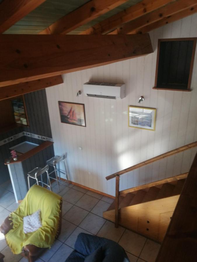 Location De Vacances A Neylis Avec Vue Sur Les Forets Et Les Champs Carla-de-Roquefort 외부 사진