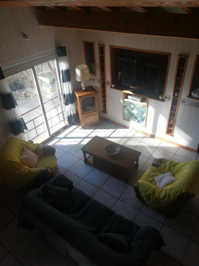 Location De Vacances A Neylis Avec Vue Sur Les Forets Et Les Champs Carla-de-Roquefort 외부 사진